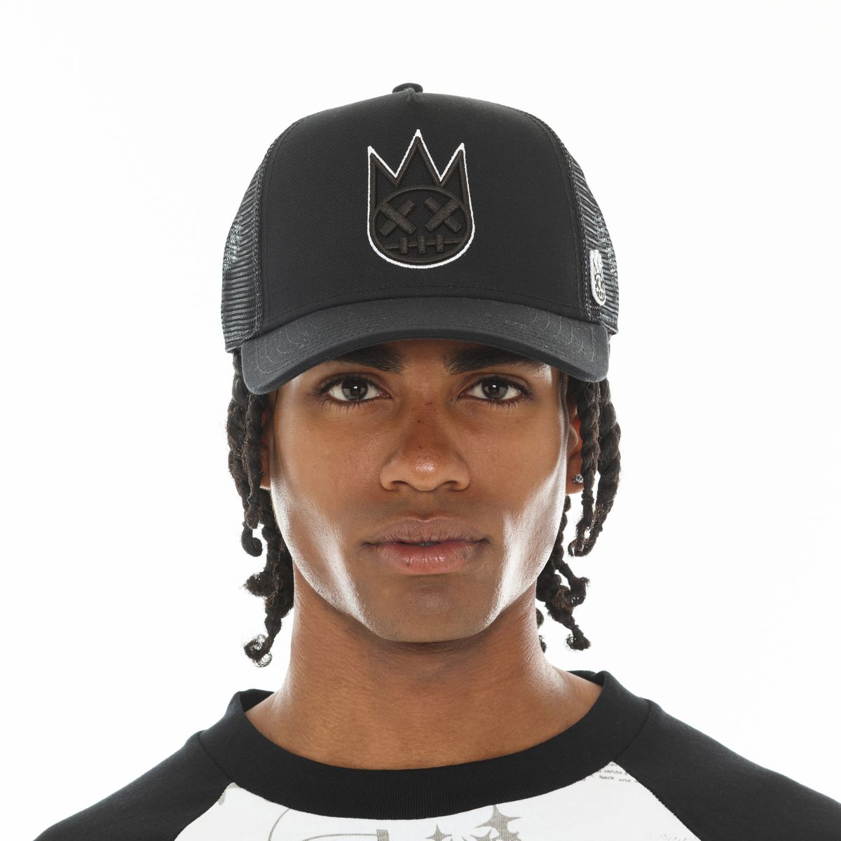 LOGO MESH BACK TRUCKER HAT