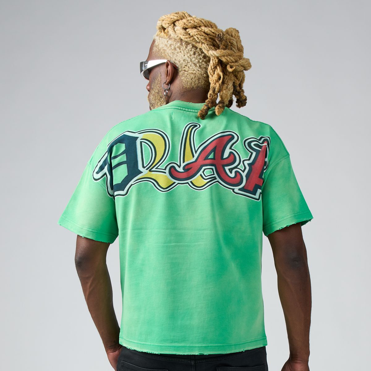 TROPICAL TEE