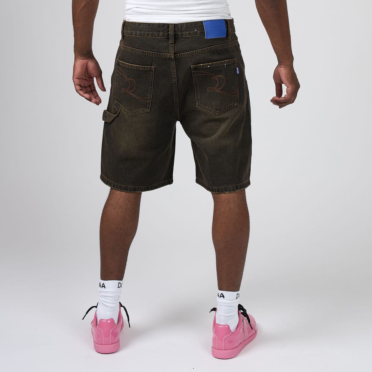 PARK BROWN SHORT