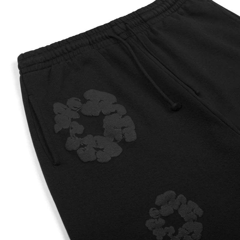 Mono Wreath Sweatshorts