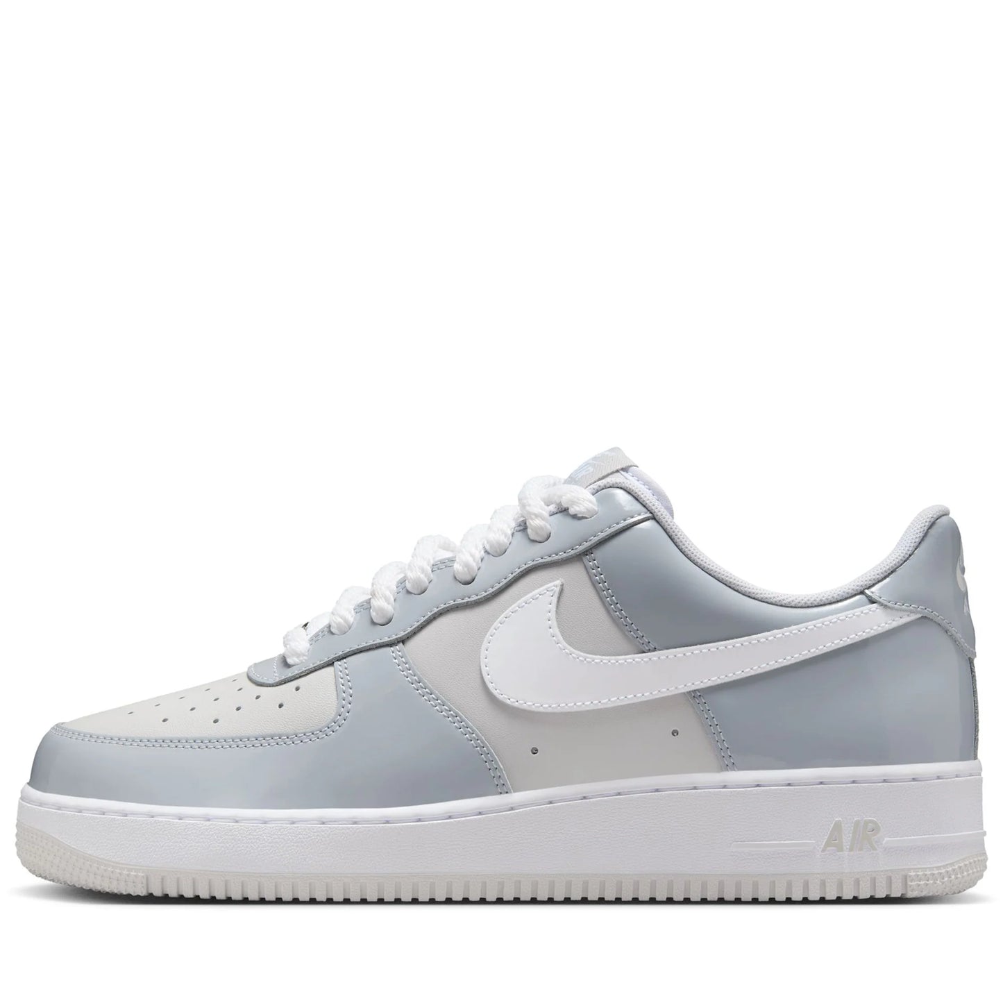 NIKE AIR FORCE 1 '07 LV8