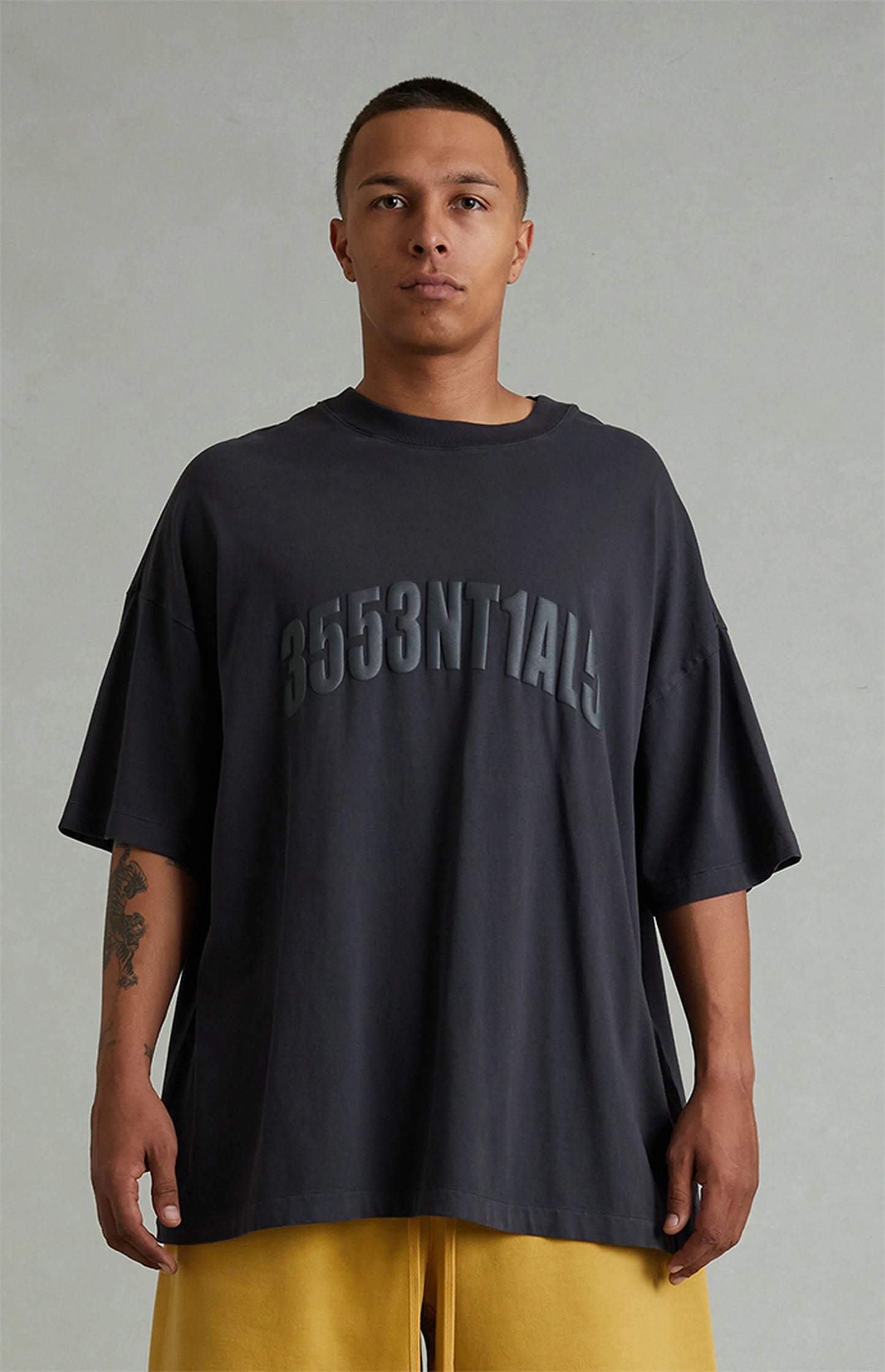 Fear of God ESSENTIALS-Tee