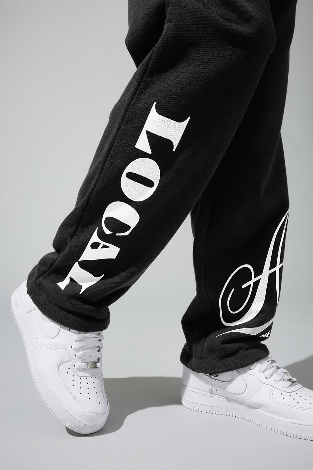 Atelier Loose Fit Sweatpants (Black)