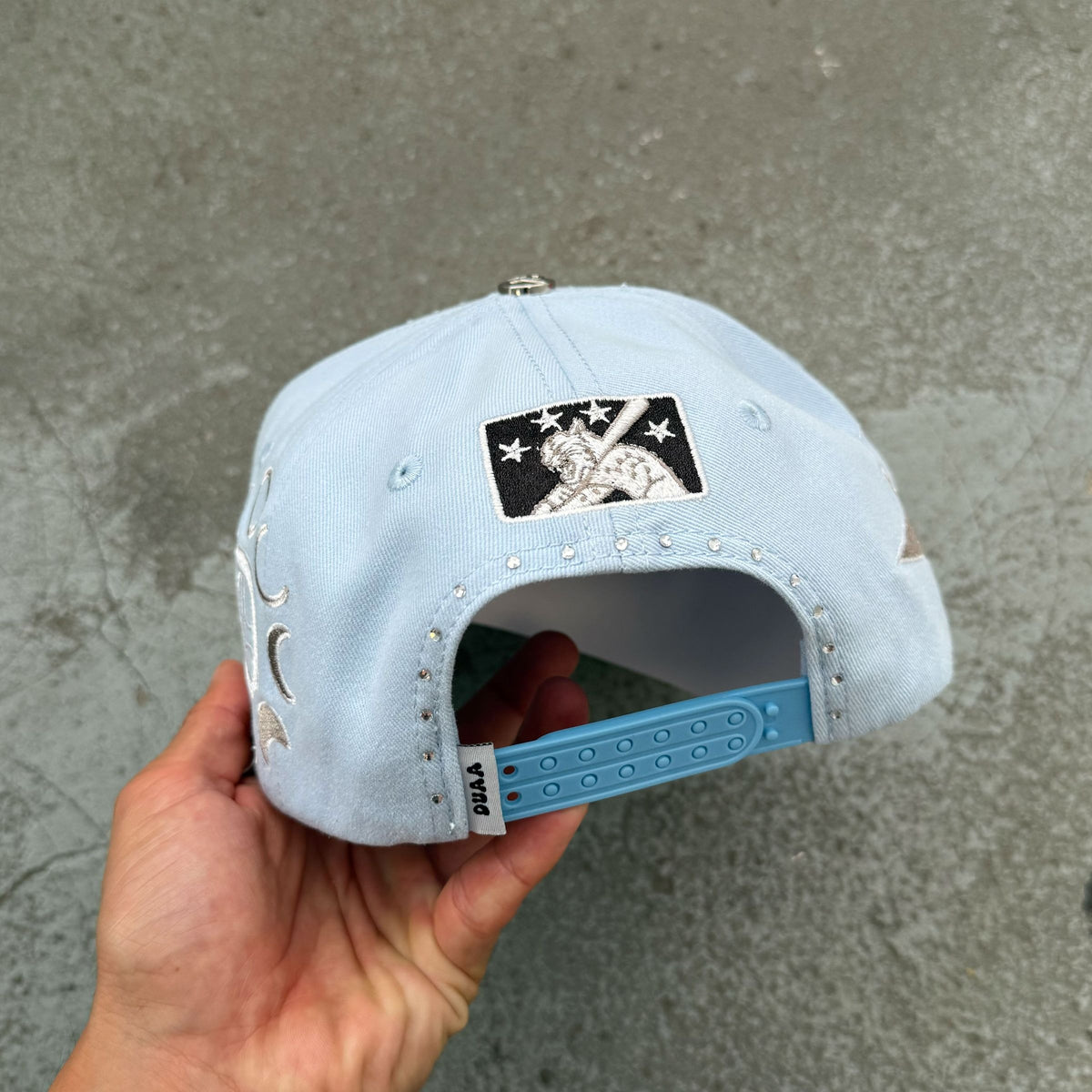 BREEZE BLUE HAT