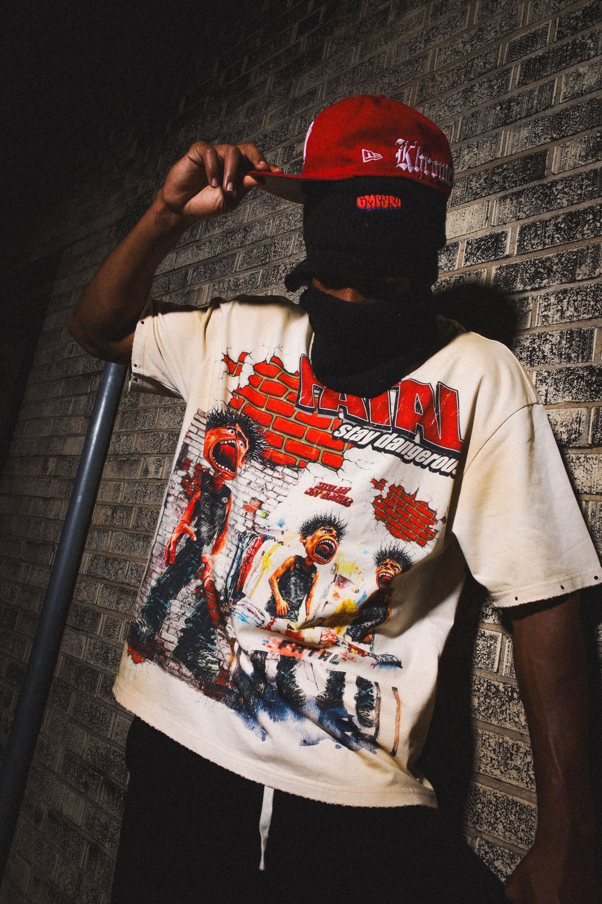 Stay Dangerous Tee - Cream
