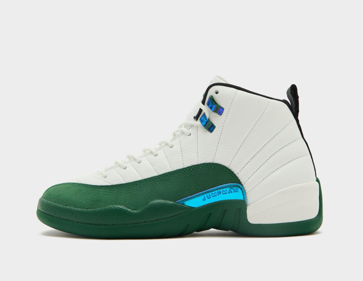 Air Jordan 12 “Bucks”
