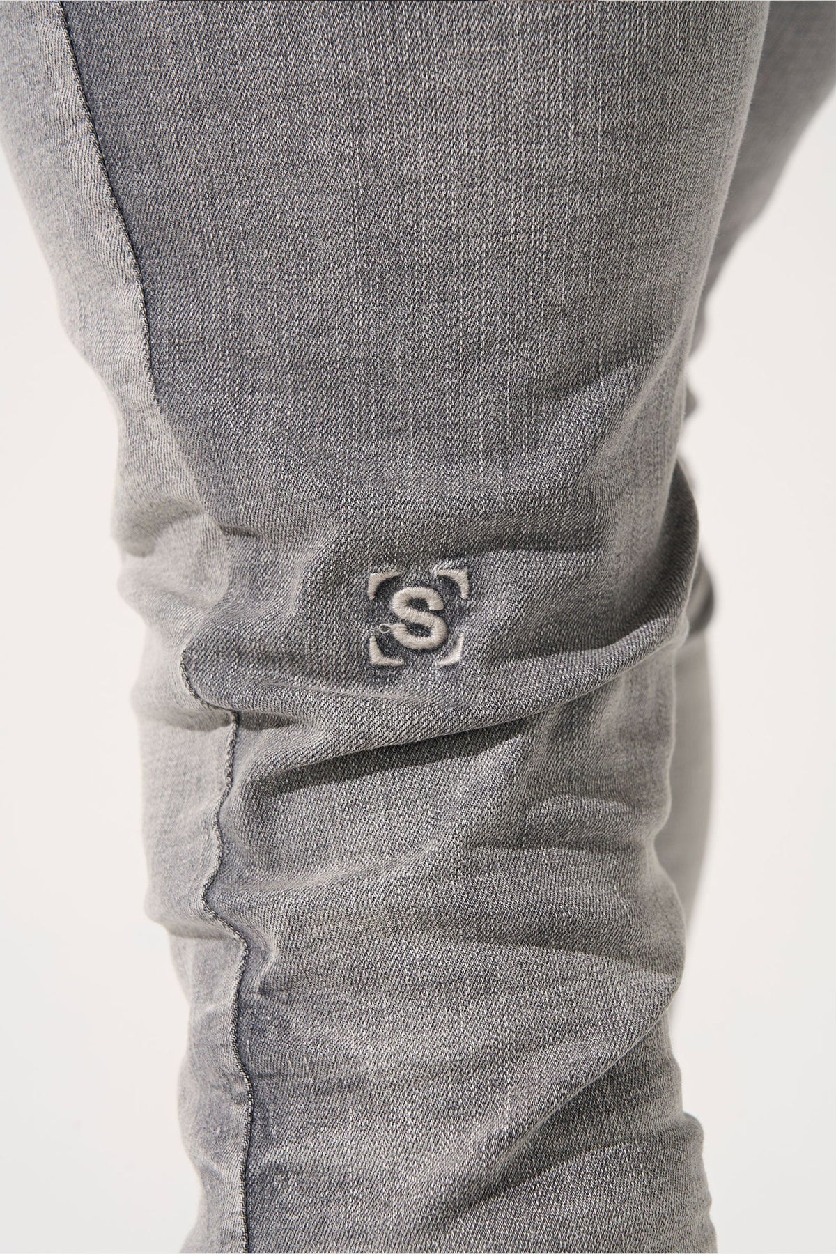 TITAN Jeans