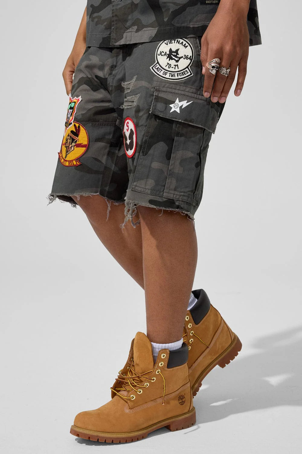 RETRO - WAR ANGEL CARGO SHORTS