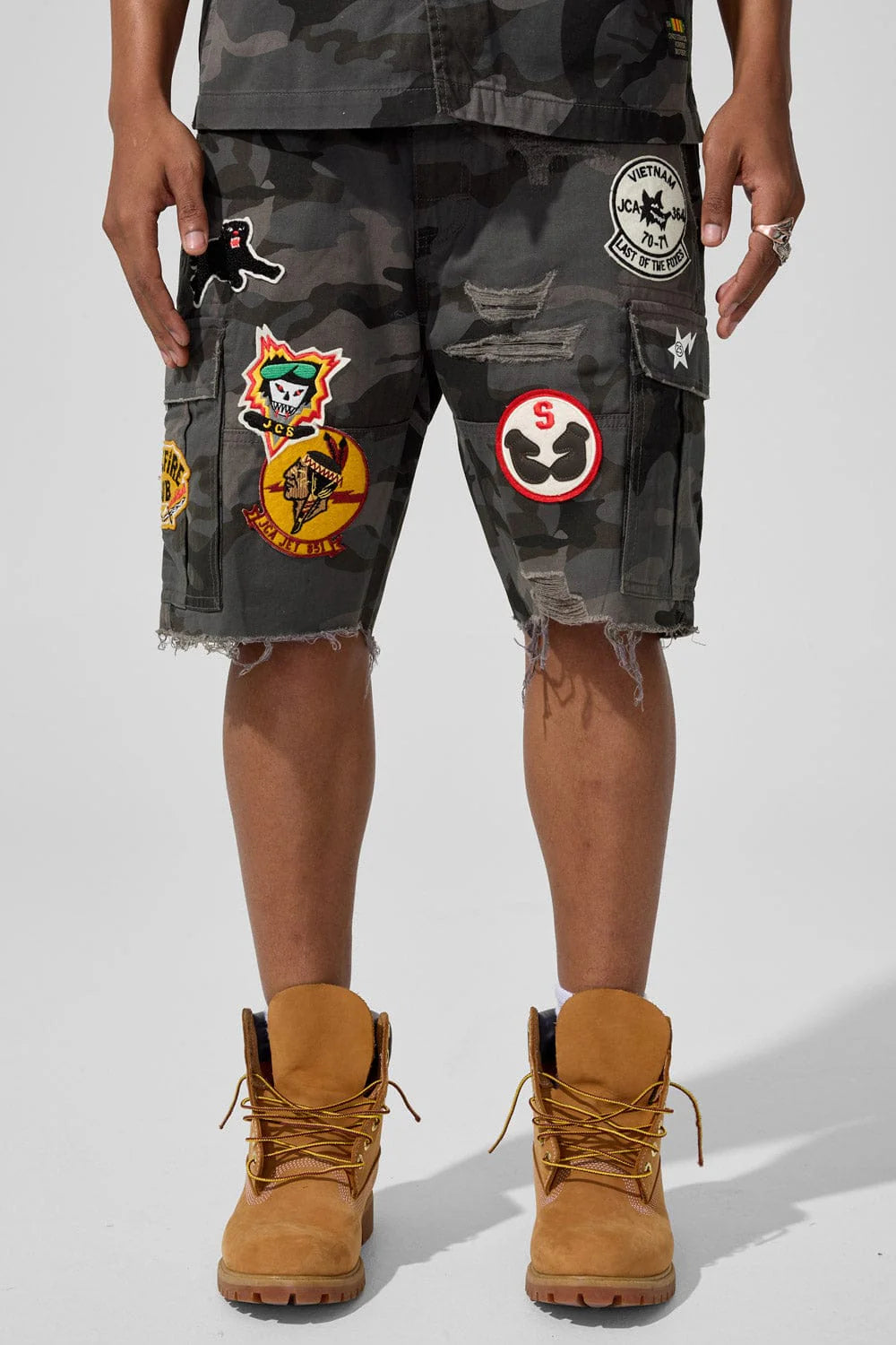 RETRO - WAR ANGEL CARGO SHORTS