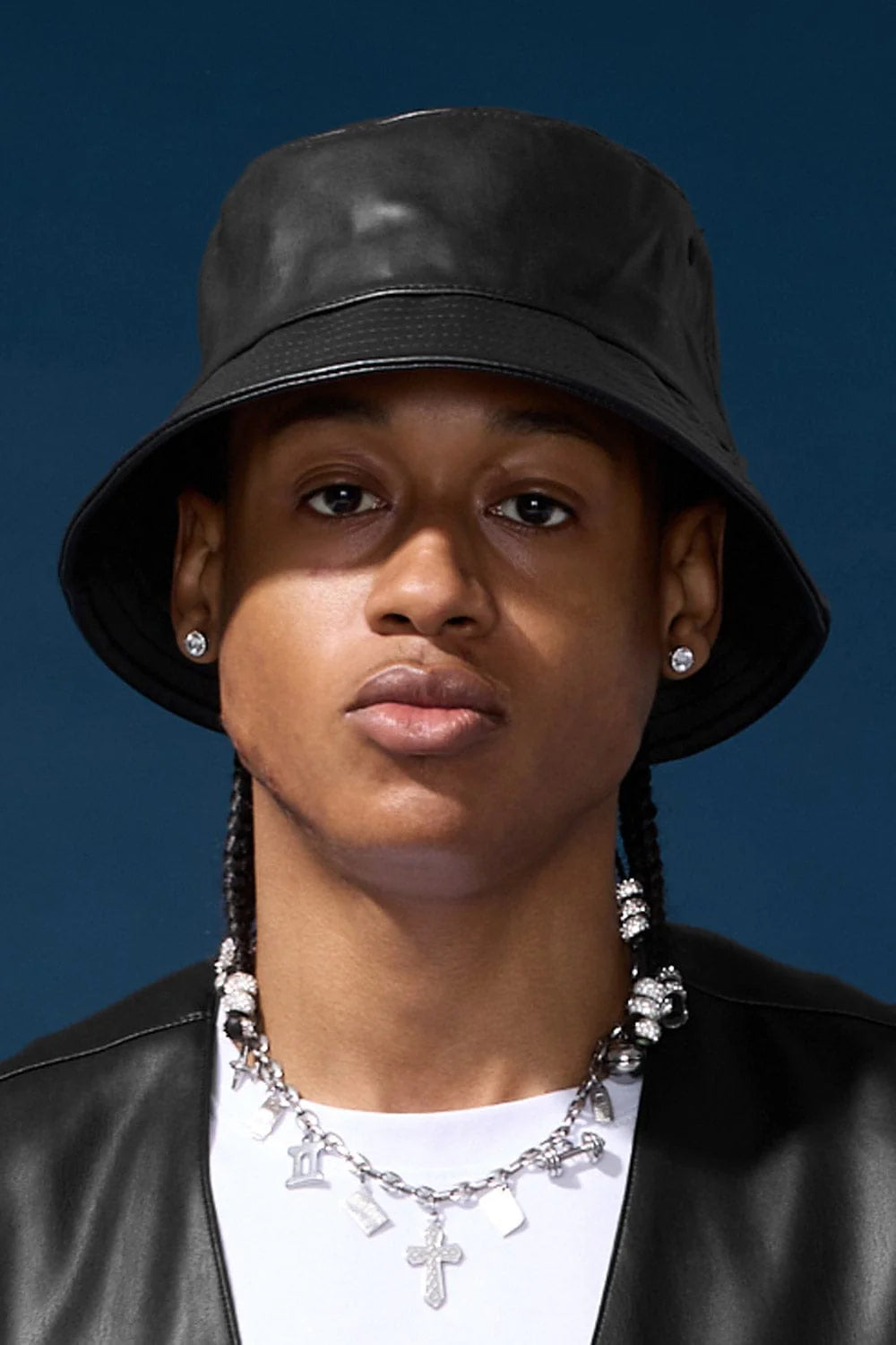 THRILLER BUCKET HAT