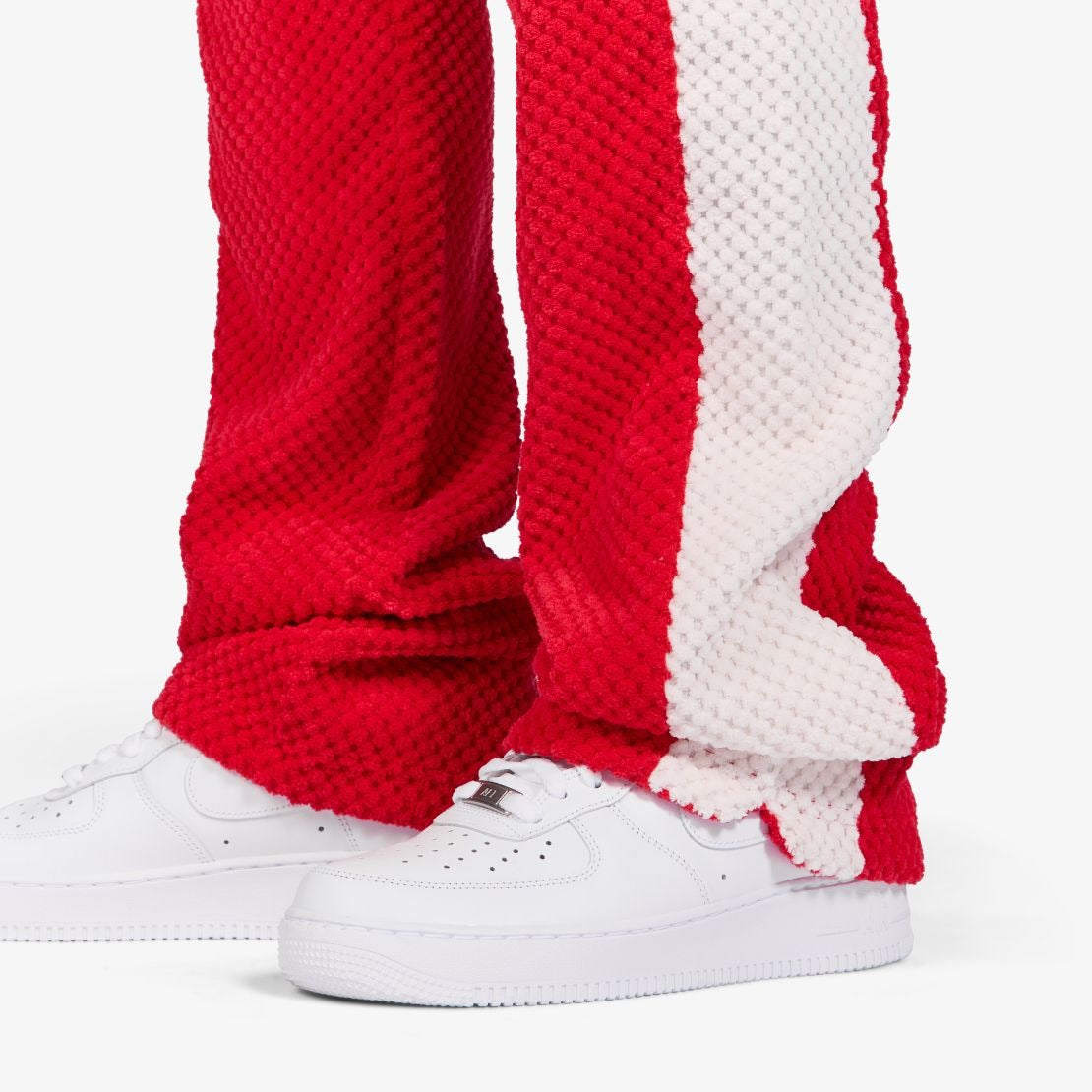 “MOJAVE” SWEATPANTS (RED BUBBLE FLEECE)